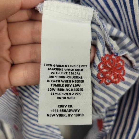 Ruby Rd. Woman's Blue Stripe floral embroidered button up roll up sleeve Size XL - Picture 5 of 5